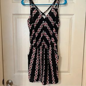 Women’s Floral Cross-Back Romper